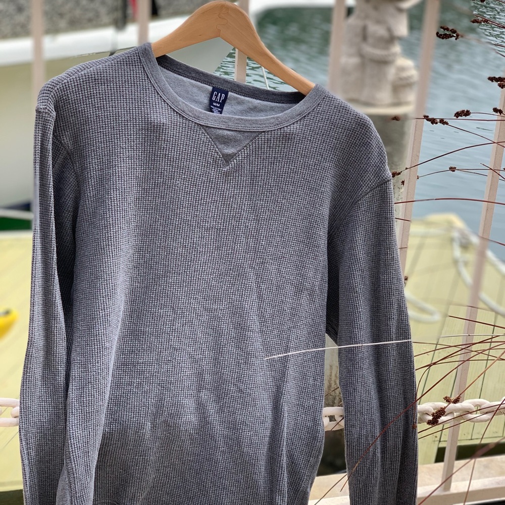 Gap Long Sleeve Tee Size Medium